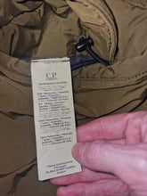 Load image into Gallery viewer, C.P Company Green Quilted Nycra Fishtail Parka