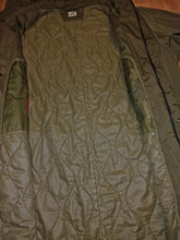 Load image into Gallery viewer, C.P Company Green Quilted Nycra Fishtail Parka