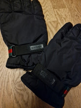 Load image into Gallery viewer, Gucci Black Winter Ski Gloves
