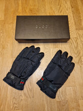 Load image into Gallery viewer, Gucci Black Winter Ski Gloves
